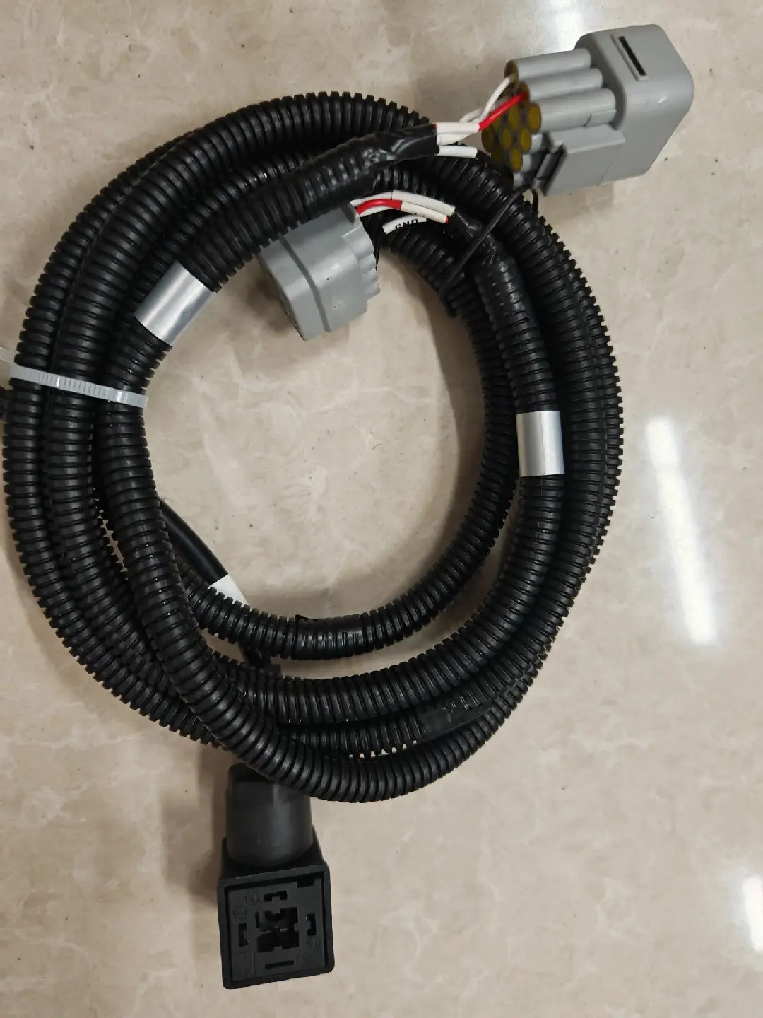 Pressure sensor wiring harness